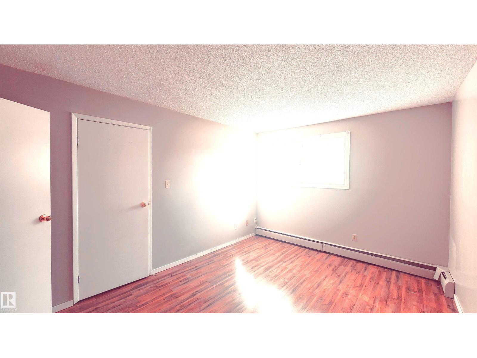 #2 11265 31 Av Nw, Edmonton, Alberta  T6V 3V7 - Photo 8 - E4461535