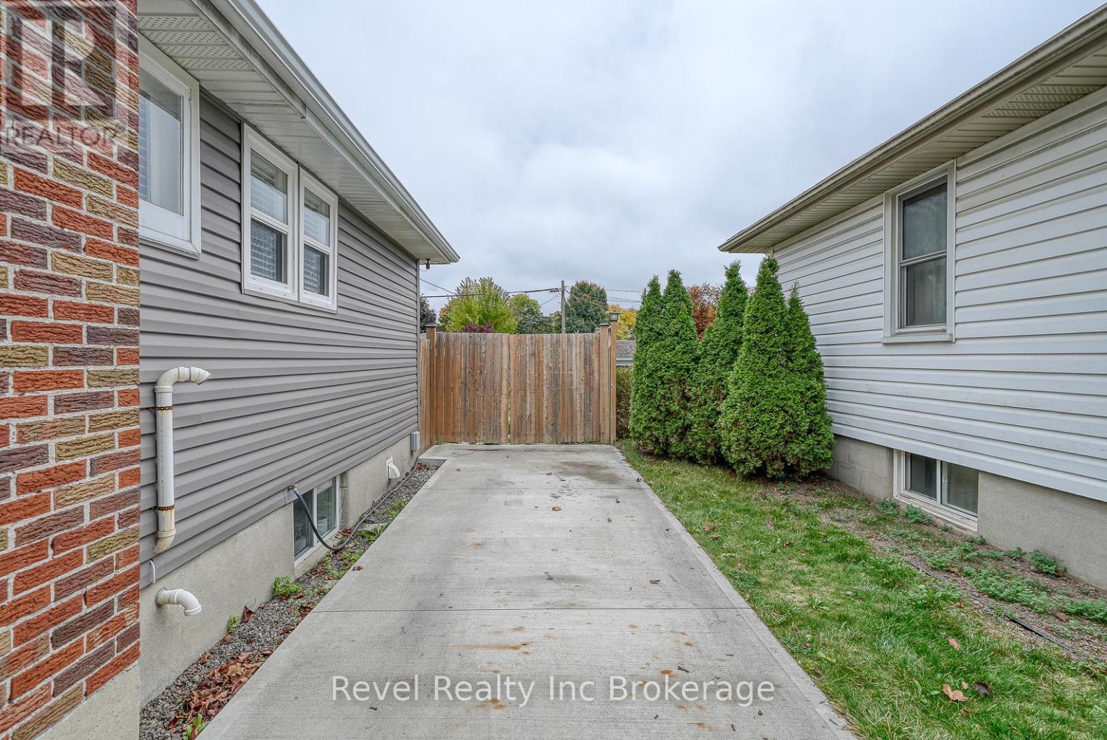 764 Devonshire Avenue, Woodstock, Ontario  N4S 5R5 - Photo 25 - X12455162