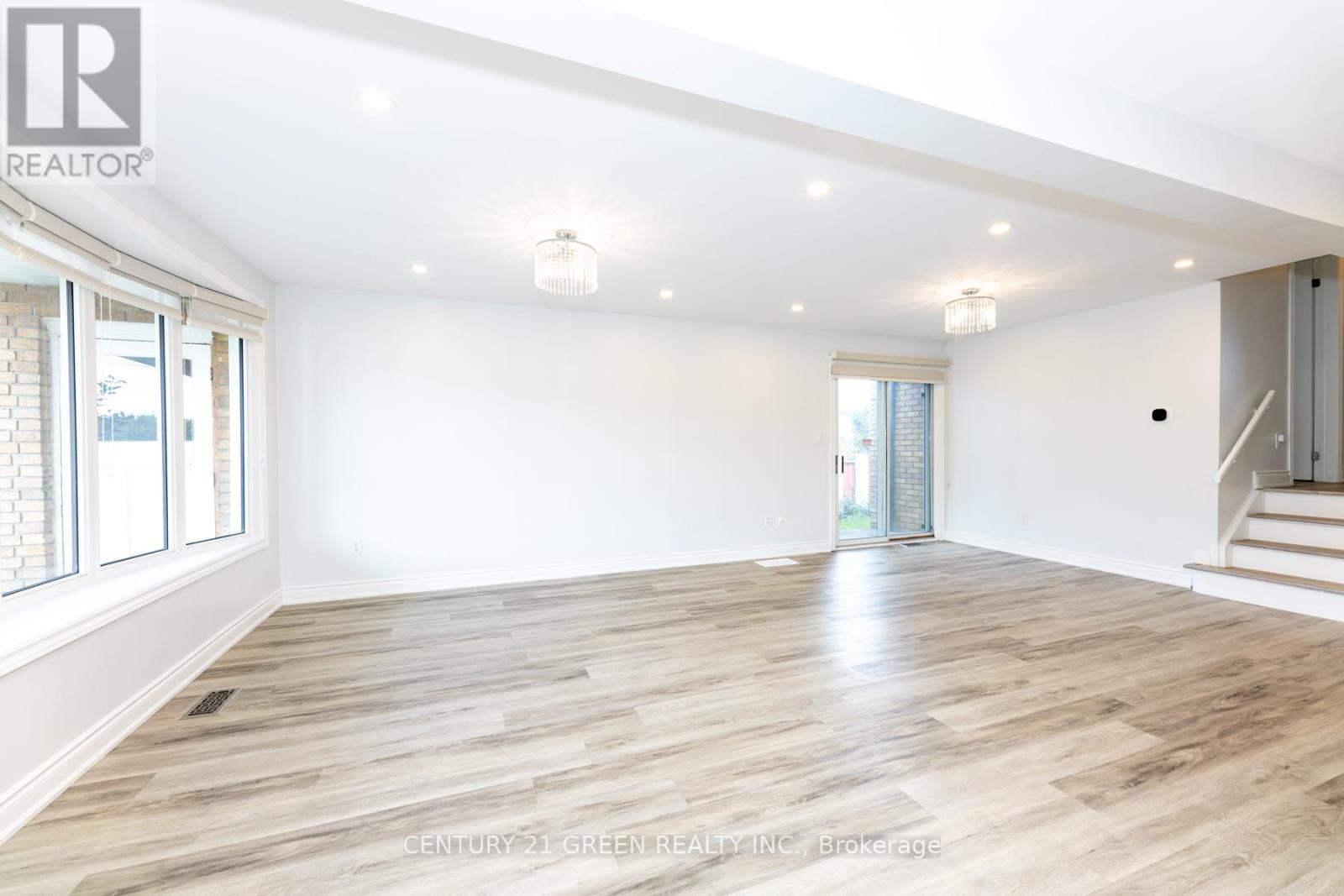 159 Bow Valley Drive, Hamilton, Ontario  L8E 3J9 - Photo 22 - X12455051