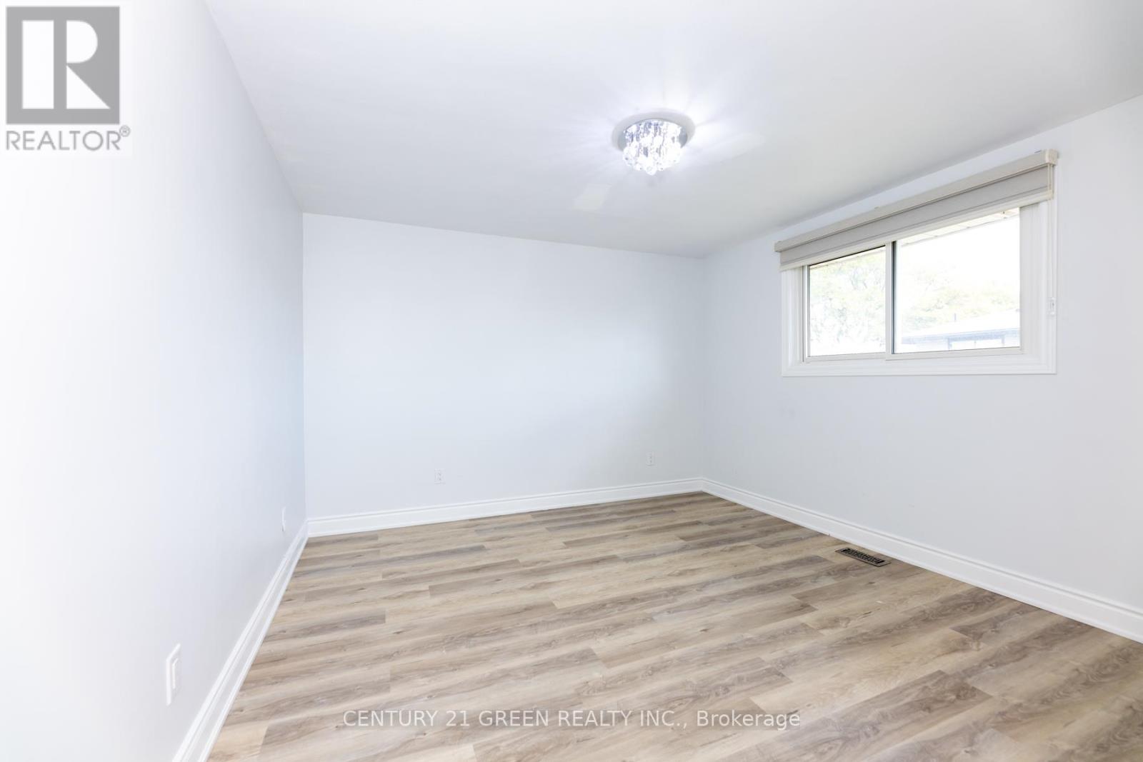 159 Bow Valley Drive, Hamilton, Ontario  L8E 3J9 - Photo 28 - X12455051