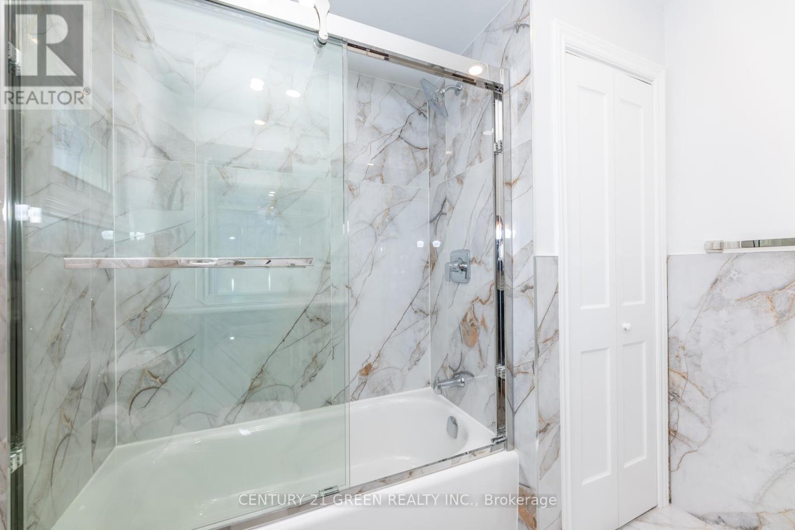 159 Bow Valley Drive, Hamilton, Ontario  L8E 3J9 - Photo 34 - X12455051