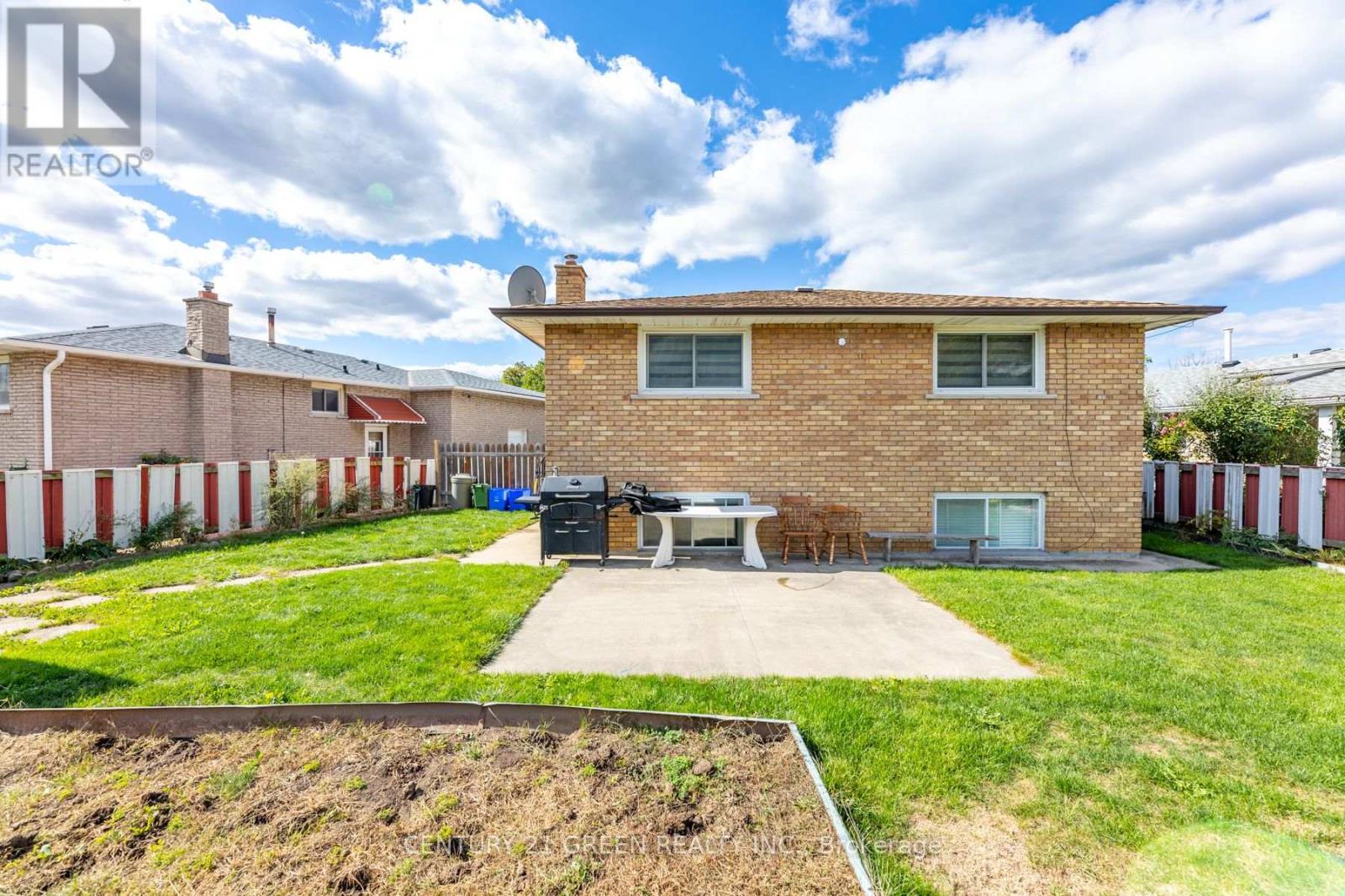 159 Bow Valley Drive, Hamilton, Ontario  L8E 3J9 - Photo 45 - X12455051