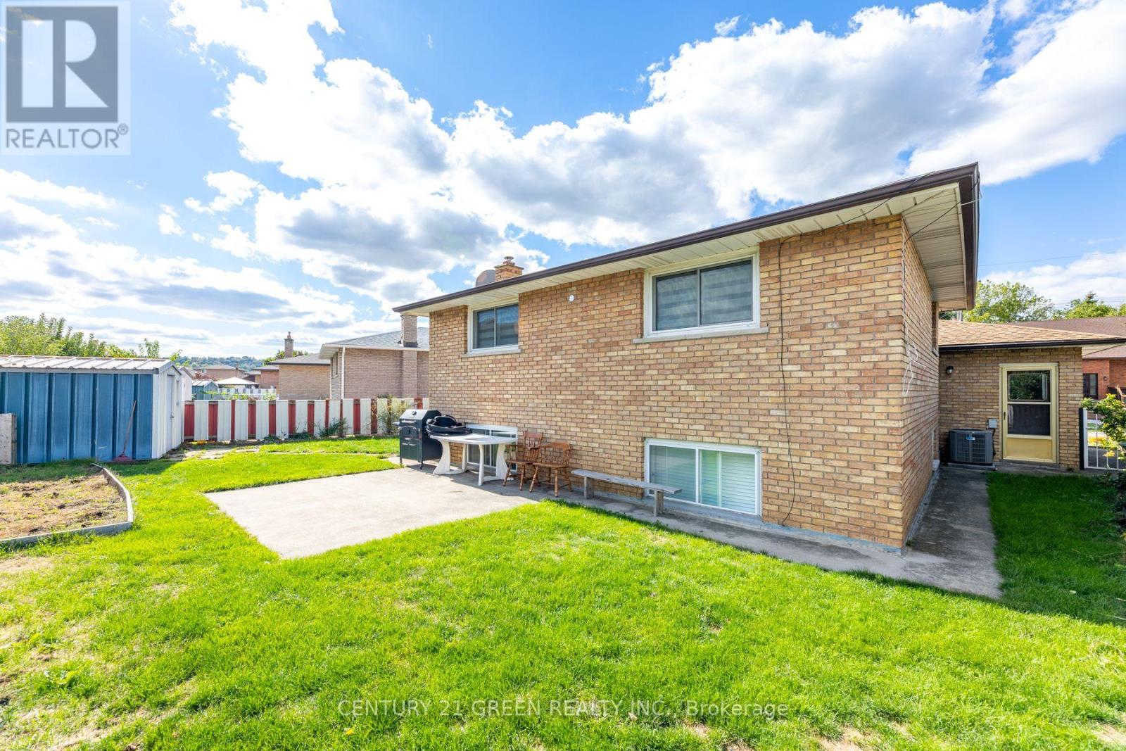 159 Bow Valley Drive, Hamilton, Ontario  L8E 3J9 - Photo 46 - X12455051