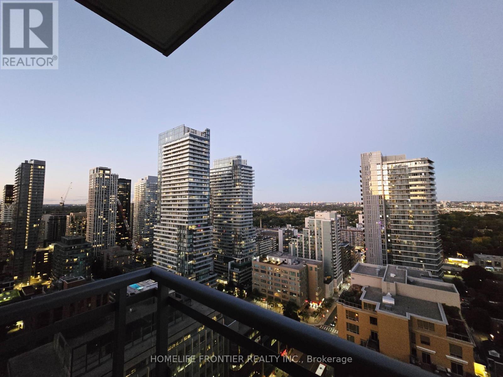 98 Lillian Street, Toronto, Ontario  M4S 0A5 - Photo 8 - C12454963