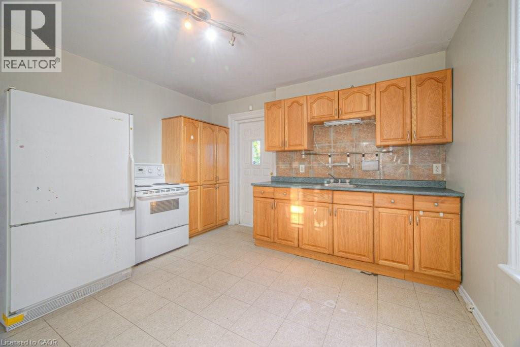 149 Murray Street, Brantford, Ontario  N3S 5P9 - Photo 7 - 40778038