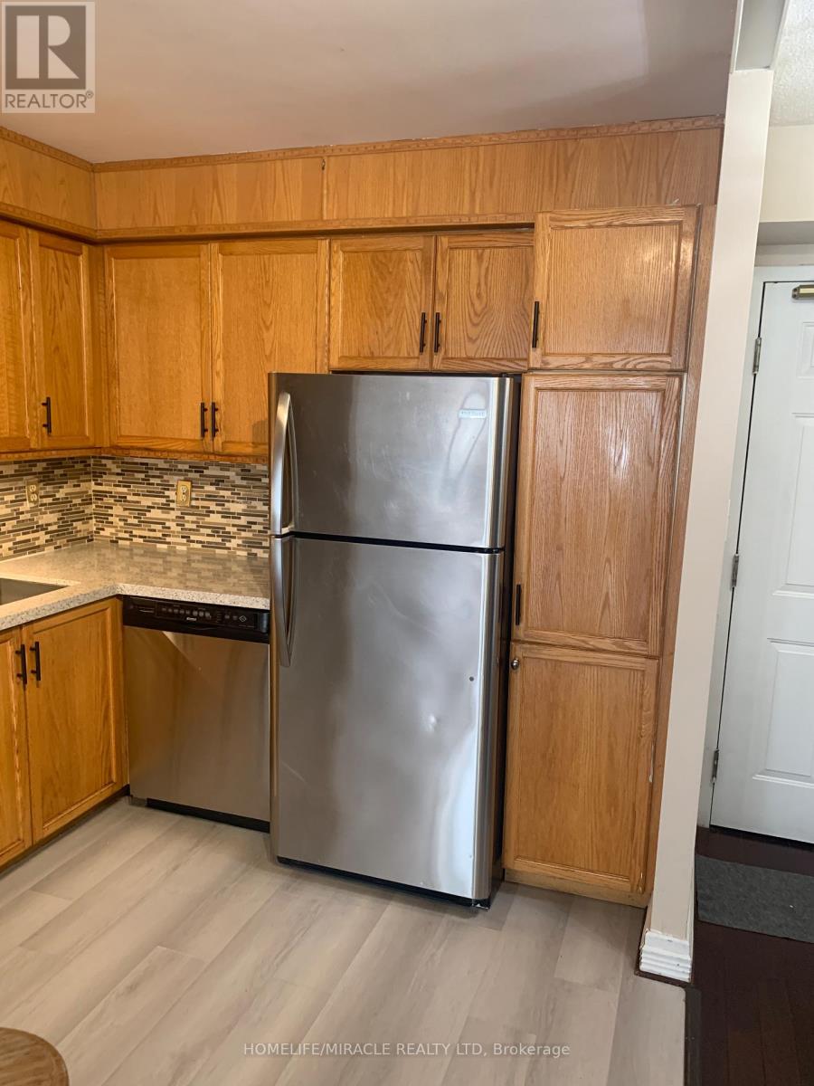 304 - 1270 Maple Crossing Boulevard, Burlington, Ontario  L7S 2J3 - Photo 25 - W12348927