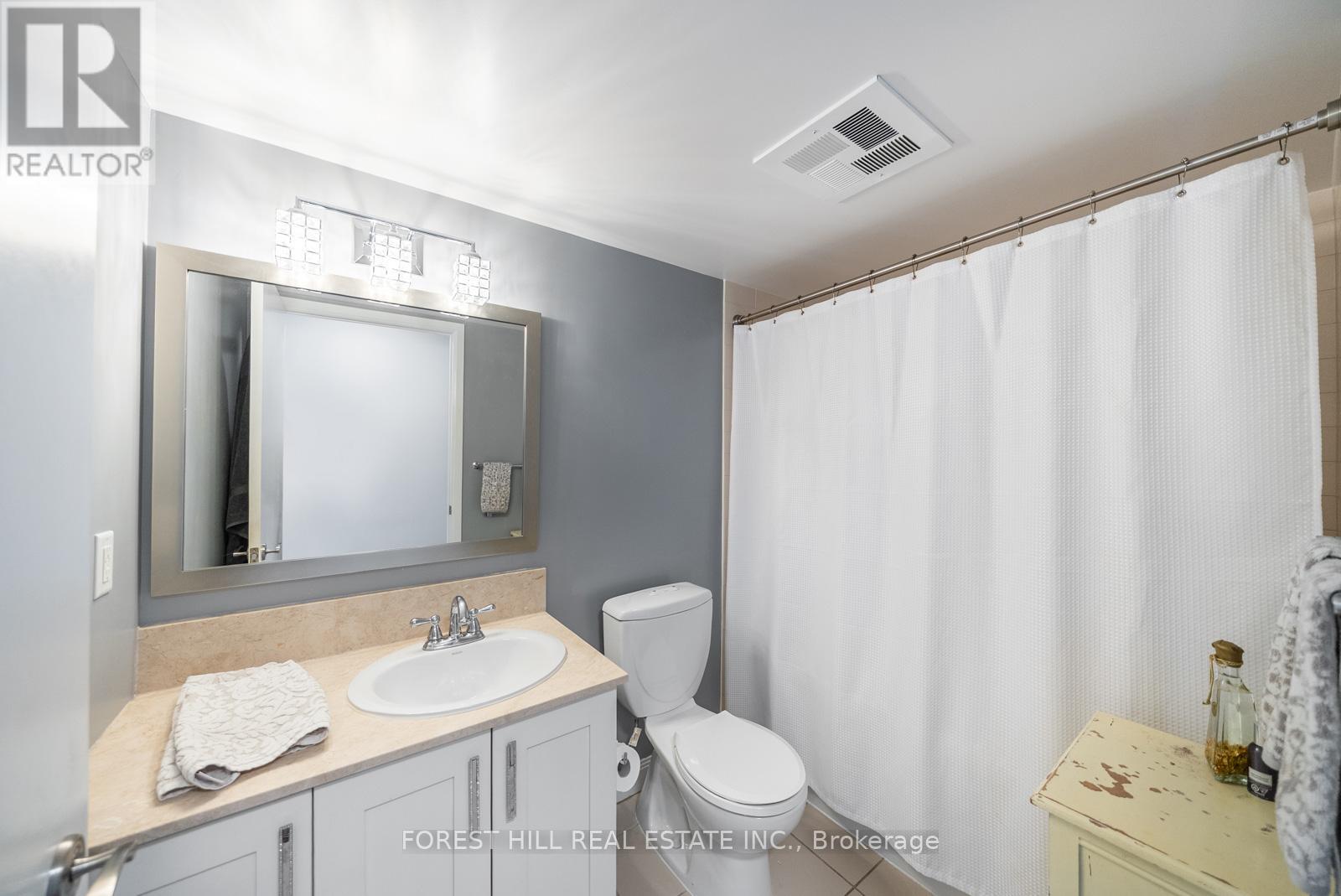 2311 - 2191 Yonge Street, Toronto (Mount Pleasant West), Ontario  M4S 3H8 - Photo 24 - C12455079