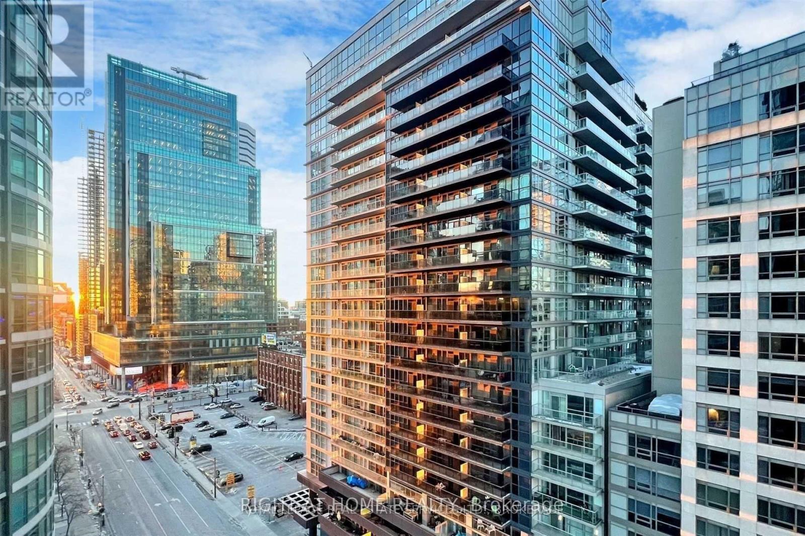 1810 - 361 Front Street W, Toronto (Waterfront Communities), Ontario  M5V 3R5 - Photo 11 - C12455107