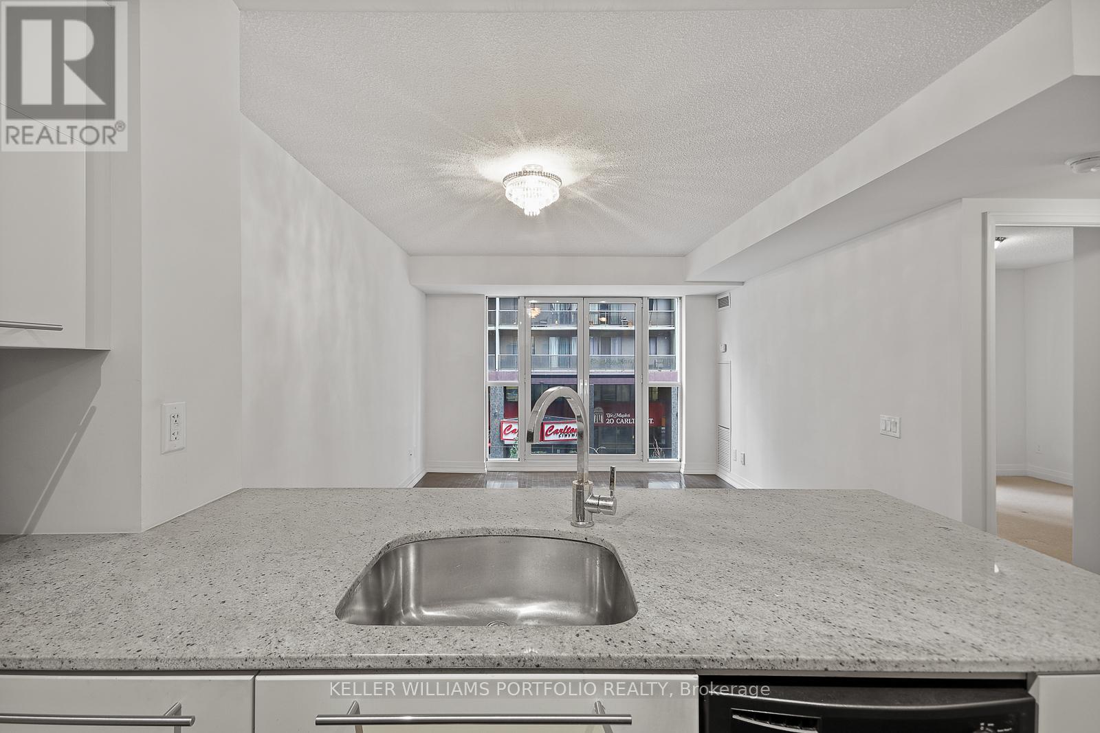 327 - 25 Carlton Street, Toronto, Ontario  M5B 1L4 - Photo 12 - C12455116