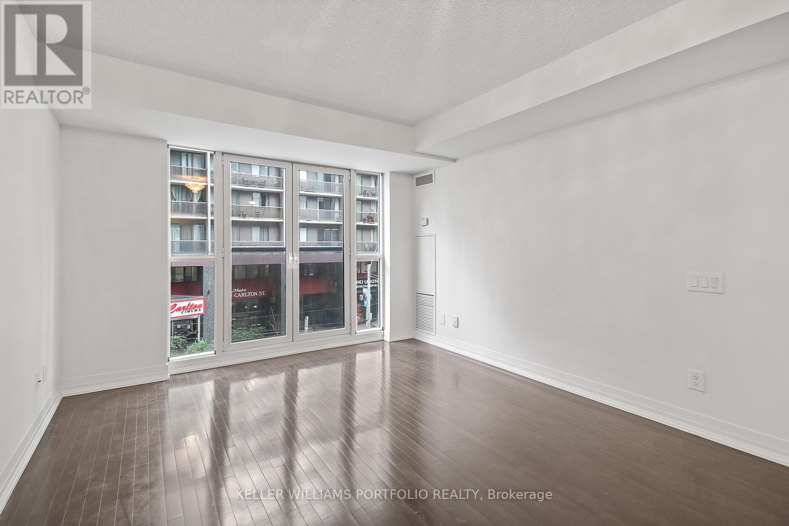 327 - 25 Carlton Street, Toronto, Ontario  M5B 1L4 - Photo 15 - C12455116