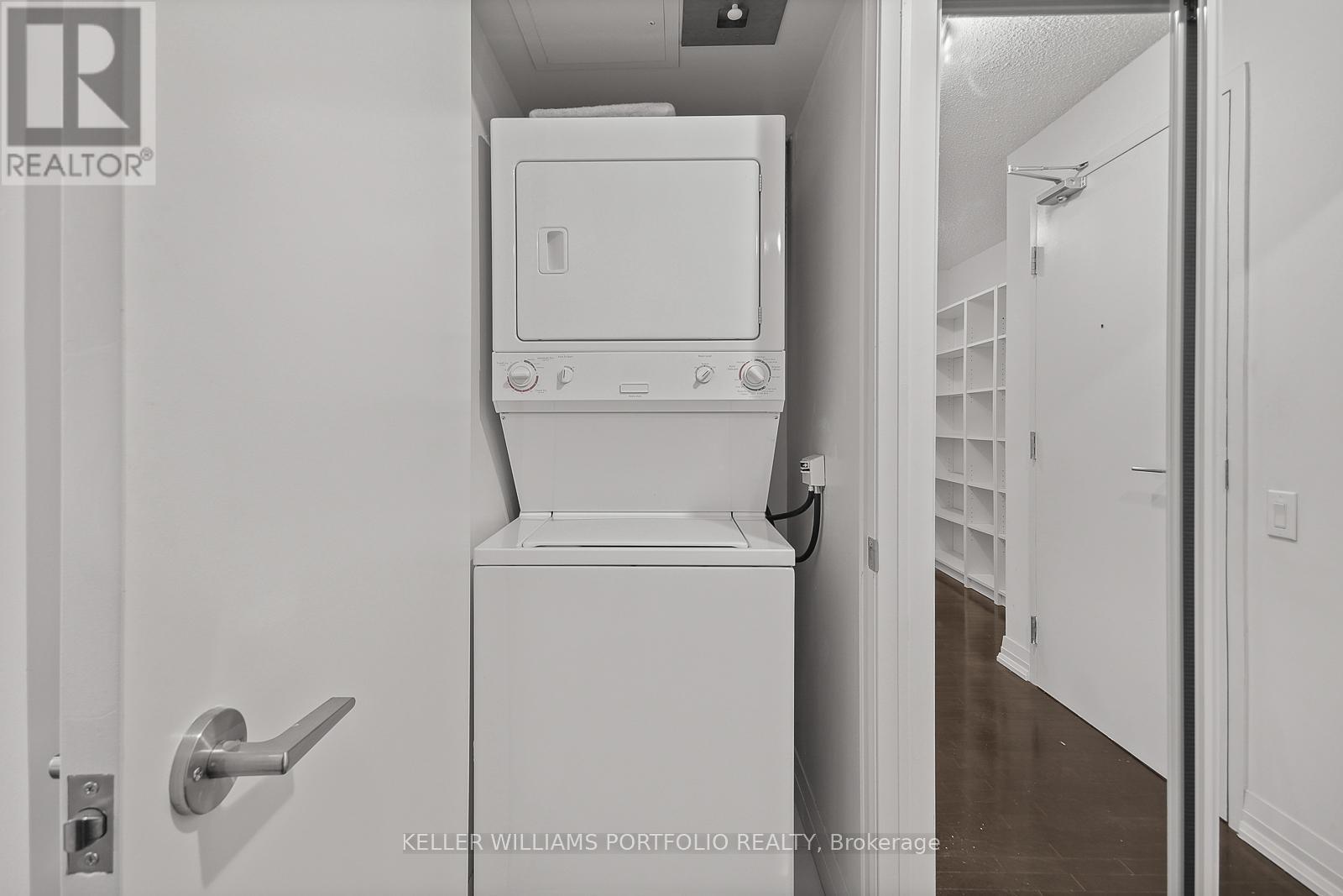 327 - 25 Carlton Street, Toronto, Ontario  M5B 1L4 - Photo 26 - C12455116