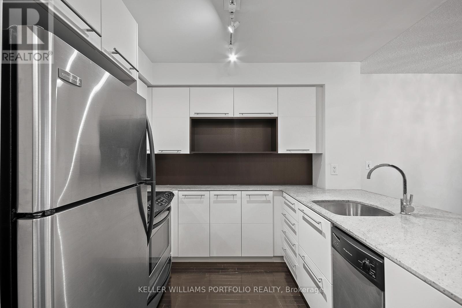 327 - 25 Carlton Street, Toronto, Ontario  M5B 1L4 - Photo 8 - C12455116