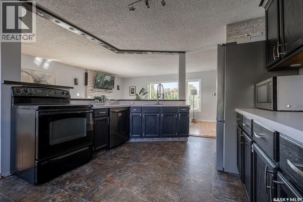 243 Roborecki Crescent, Saskatoon, Saskatchewan  S7K 5L1 - Photo 11 - SK018770