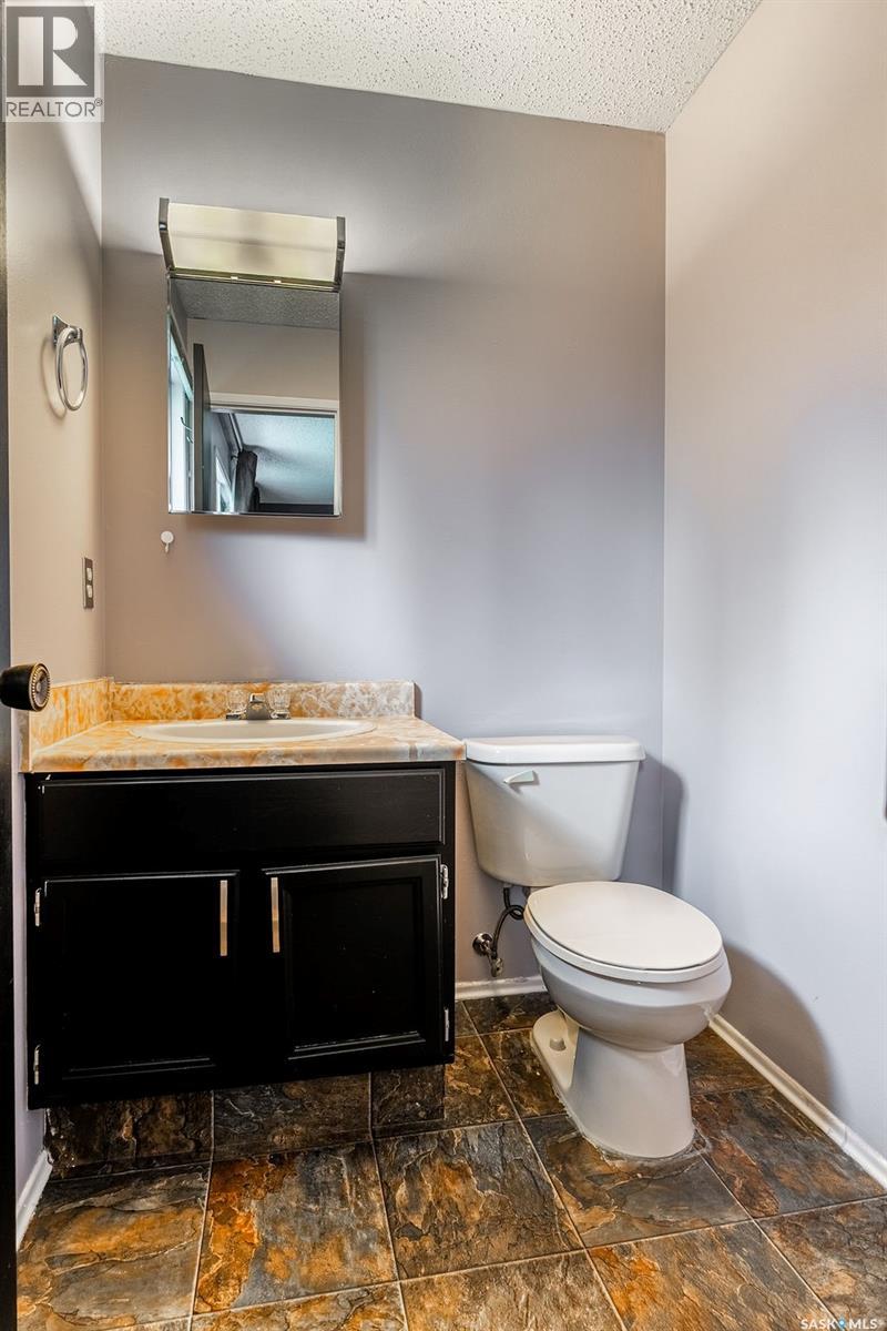 243 Roborecki Crescent, Saskatoon, Saskatchewan  S7K 5L1 - Photo 21 - SK018770