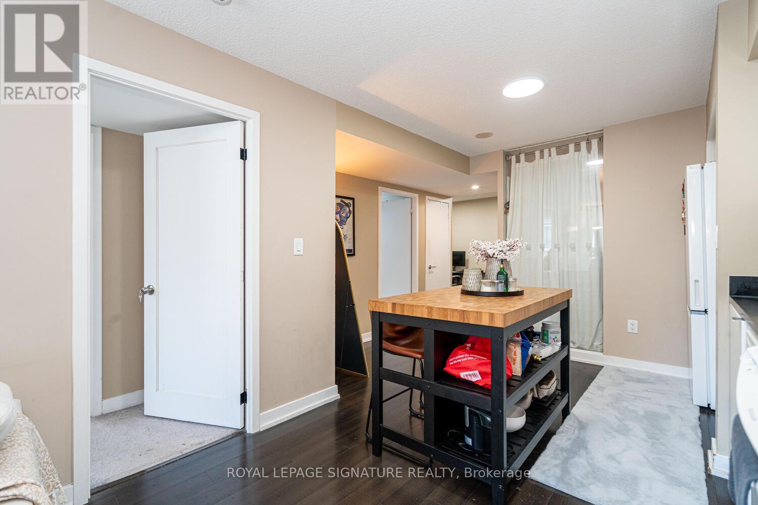 610 - 151 Dan Leckie Way, Toronto (Waterfront Communities), Ontario  M5V 4B2 - Photo 15 - C12455136