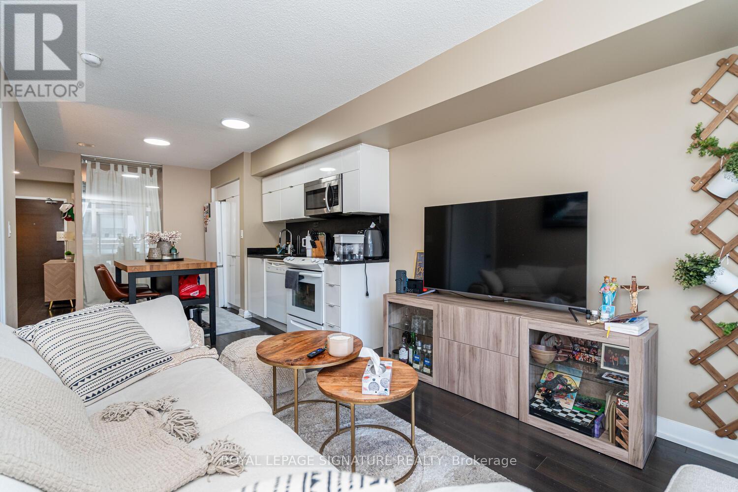 610 - 151 Dan Leckie Way, Toronto (Waterfront Communities), Ontario  M5V 4B2 - Photo 21 - C12455136