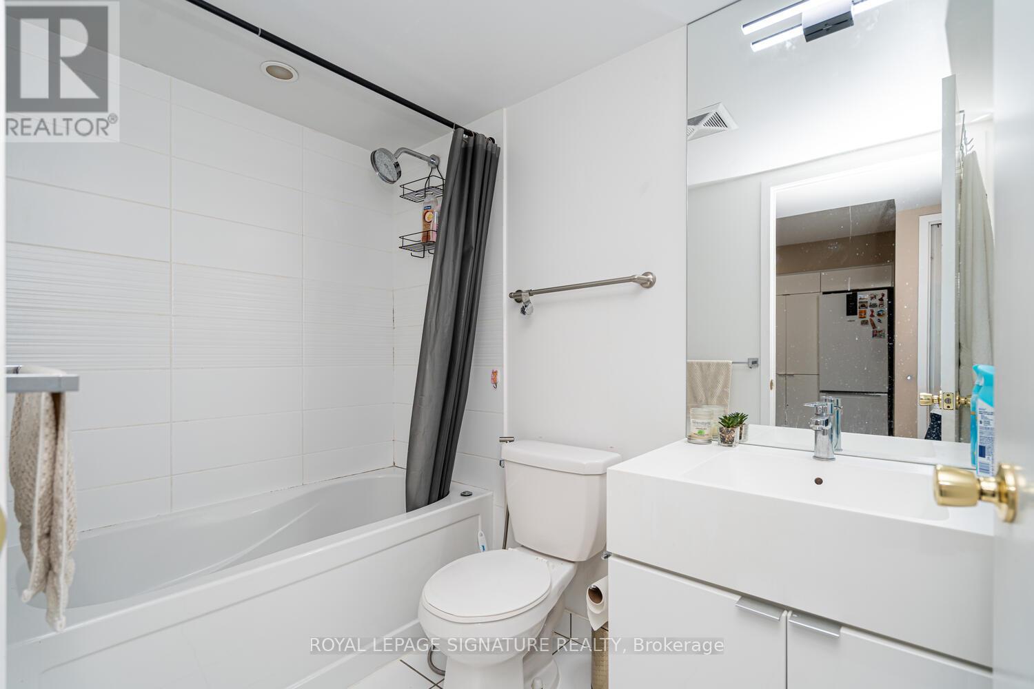610 - 151 Dan Leckie Way, Toronto (Waterfront Communities), Ontario  M5V 4B2 - Photo 27 - C12455136