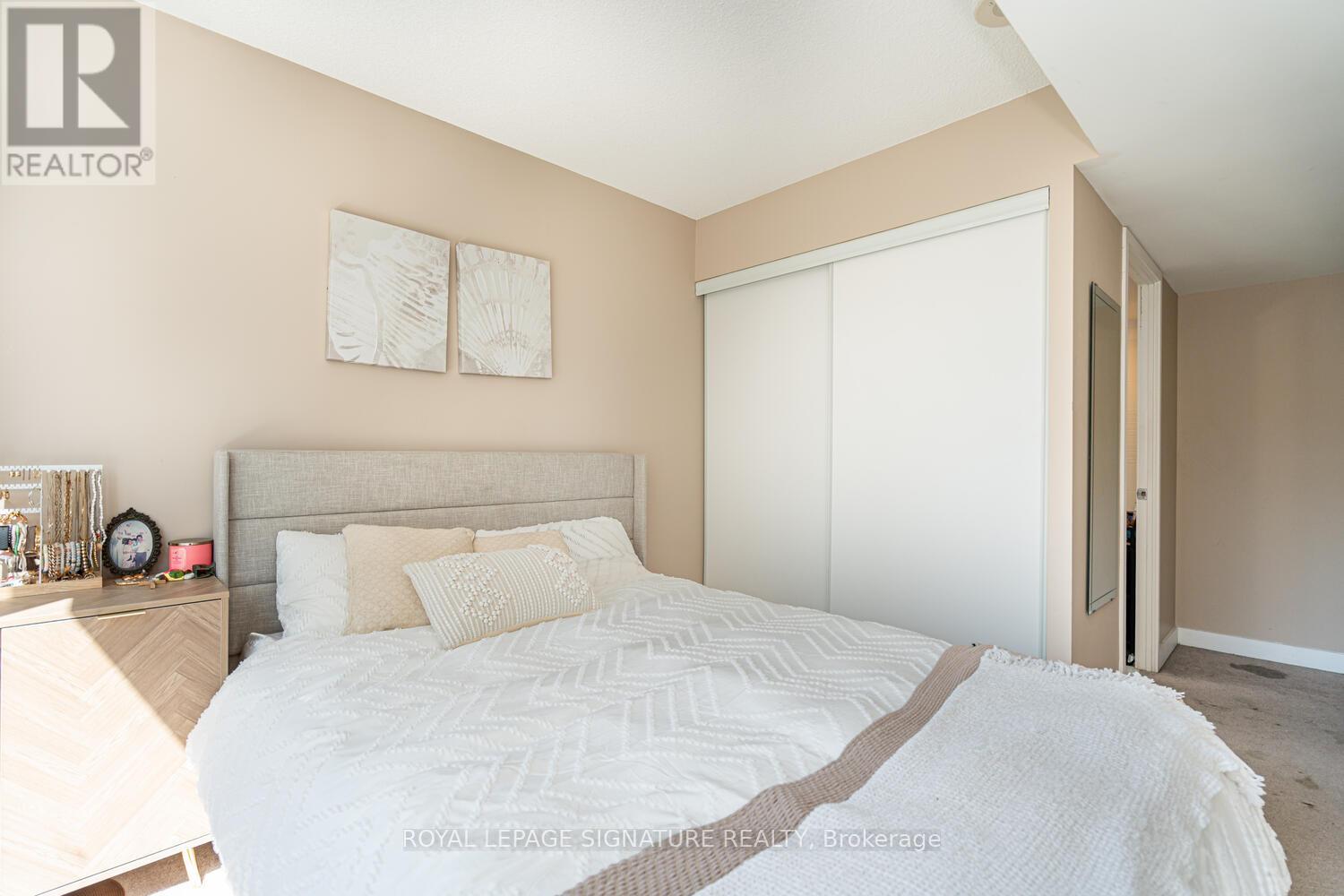 610 - 151 Dan Leckie Way, Toronto (Waterfront Communities), Ontario  M5V 4B2 - Photo 32 - C12455136