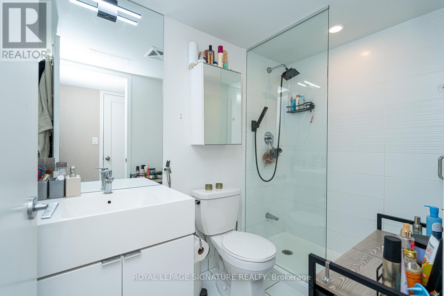 610 - 151 Dan Leckie Way, Toronto (Waterfront Communities), Ontario  M5V 4B2 - Photo 34 - C12455136