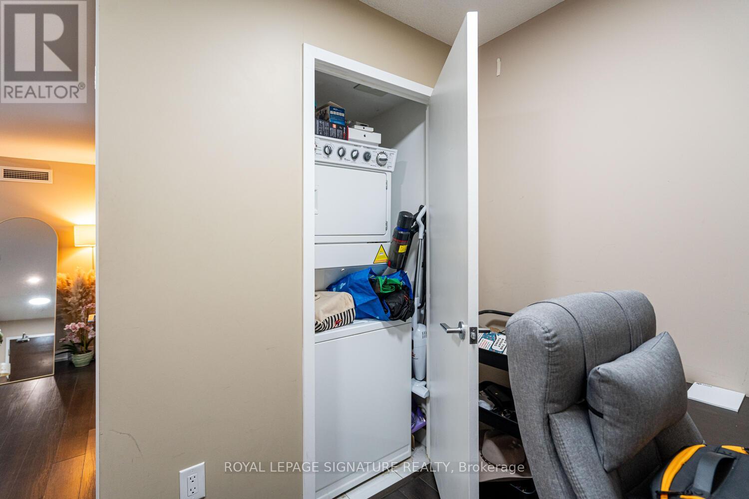 610 - 151 Dan Leckie Way, Toronto (Waterfront Communities), Ontario  M5V 4B2 - Photo 36 - C12455136