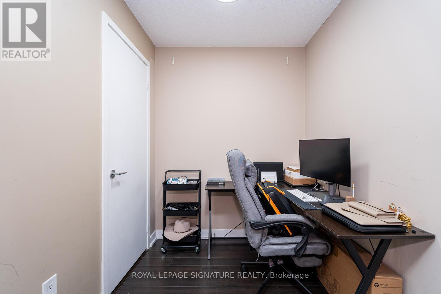 610 - 151 Dan Leckie Way, Toronto (Waterfront Communities), Ontario  M5V 4B2 - Photo 9 - C12455136