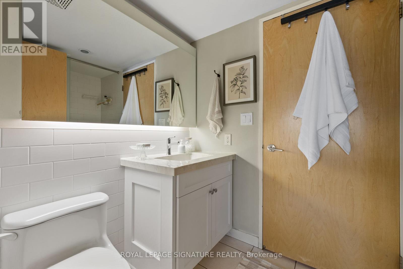 610 - 1005 King Street W, Toronto, Ontario  M6K 3M8 - Photo 24 - C12455176