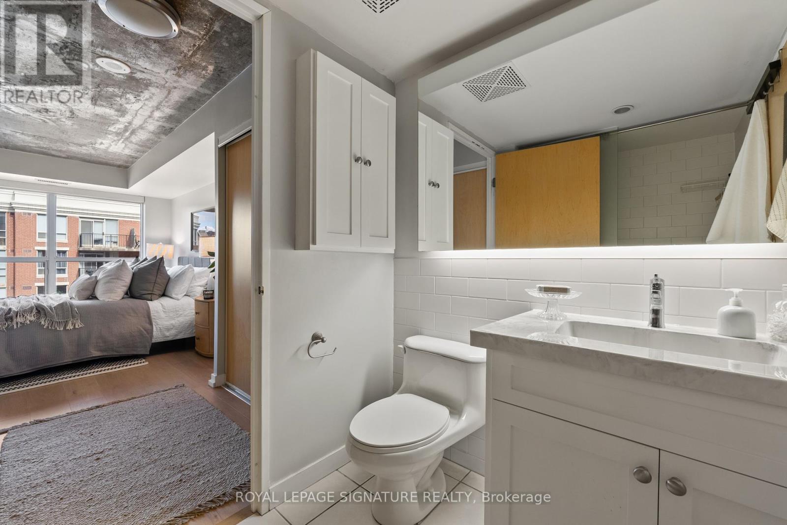 610 - 1005 King Street W, Toronto, Ontario  M6K 3M8 - Photo 26 - C12455176