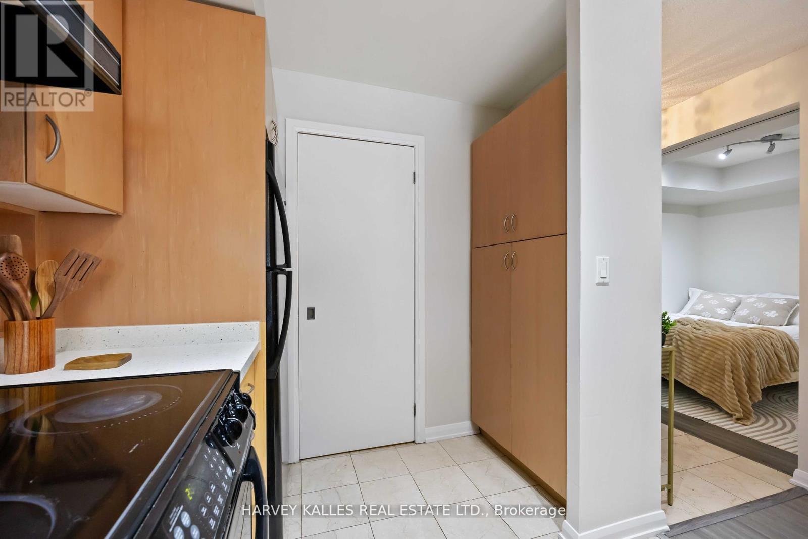 416 - 18 Beverley Street, Toronto (Kensington-Chinatown), Ontario  M5T 3L2 - Photo 20 - C12455188