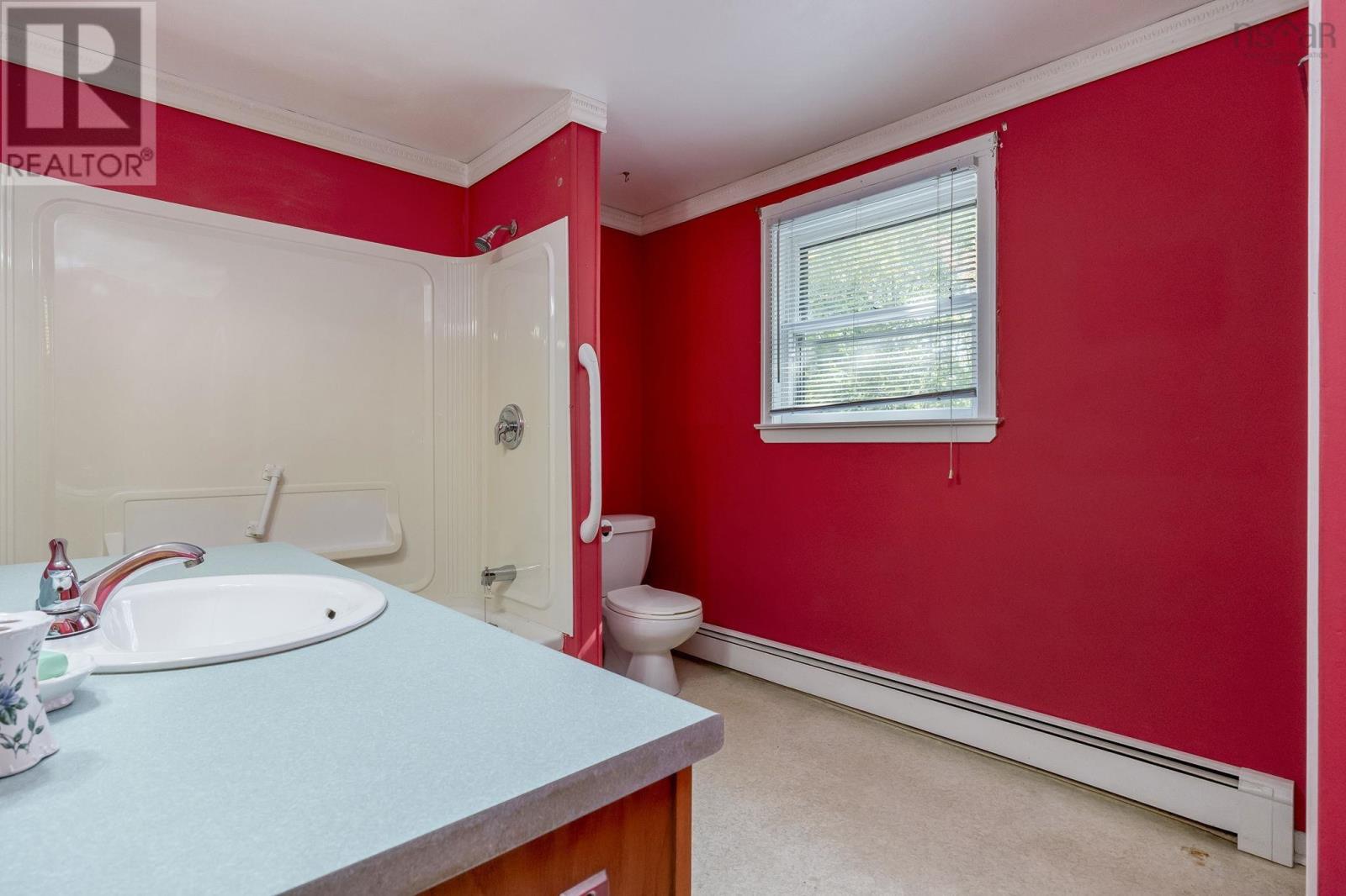 8 Redden Avenue, Kentville, Nova Scotia  B4N 1A2 - Photo 38 - 202525469