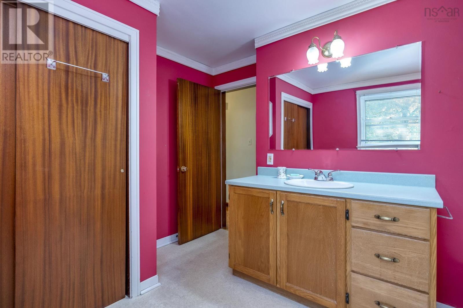 8 Redden Avenue, Kentville, Nova Scotia  B4N 1A2 - Photo 40 - 202525469