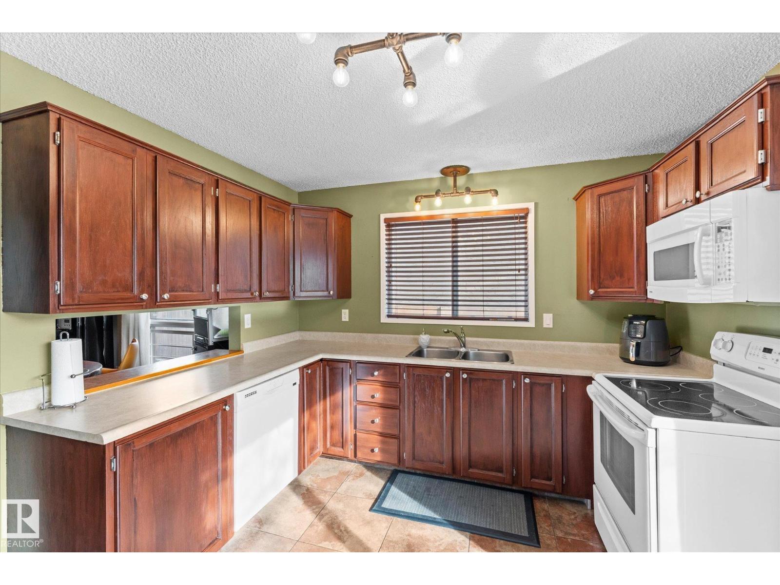 11907 164 Av Nw Nw, Edmonton, Alberta  T5X 5C1 - Photo 12 - E4461287