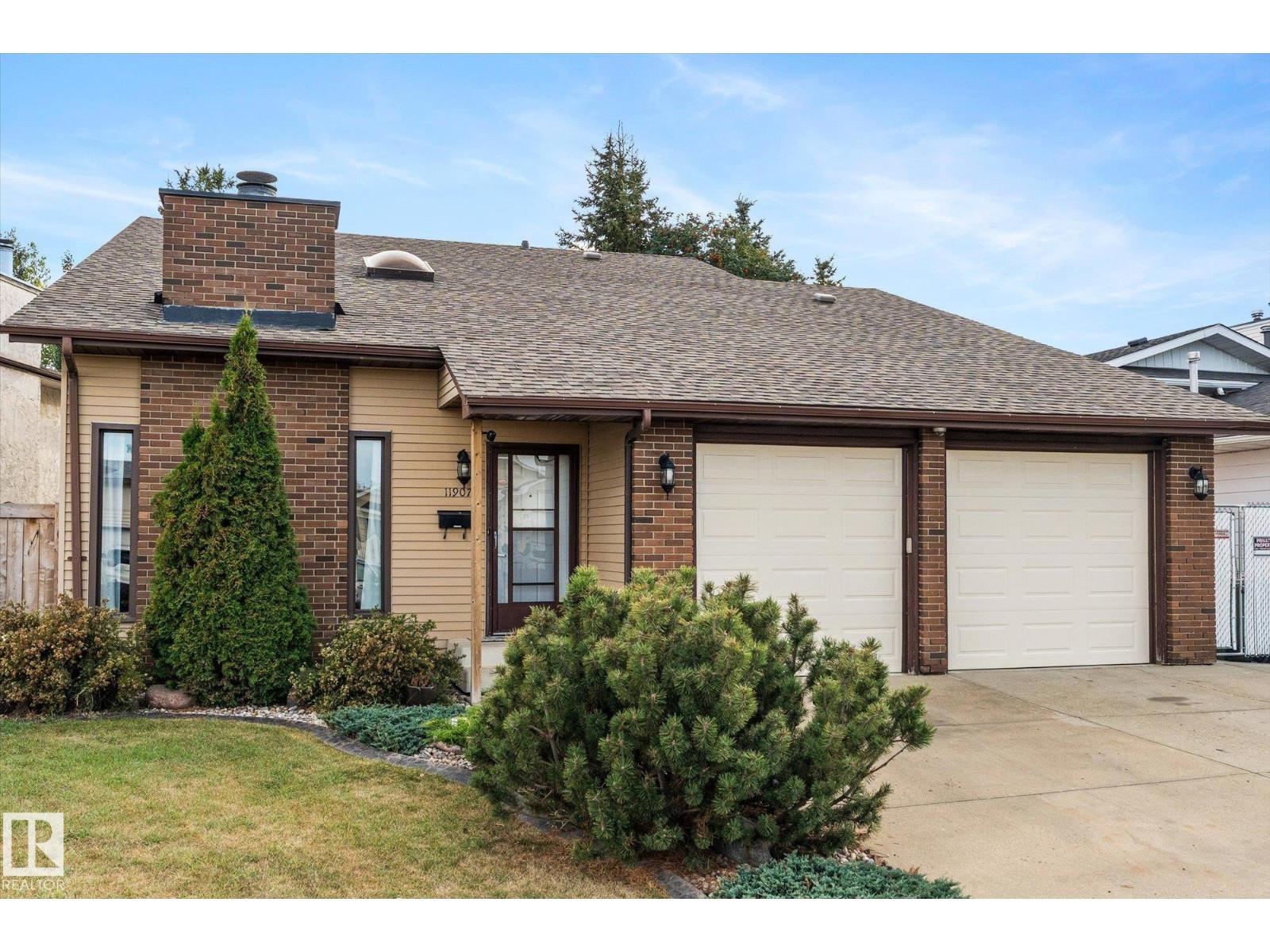 11907 164 Av Nw Nw, Edmonton, Alberta  T5X 5C1 - Photo 1 - E4461287