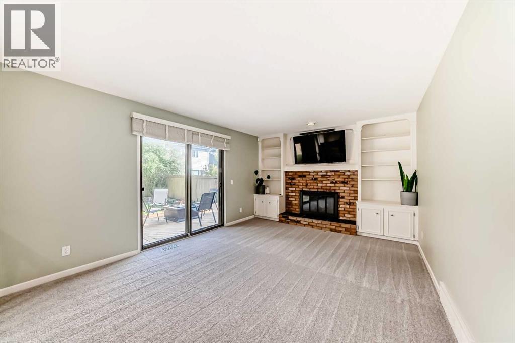 28 Woodfield Court Sw, Calgary, Alberta  T2W 3W5 - Photo 7 - A2260211