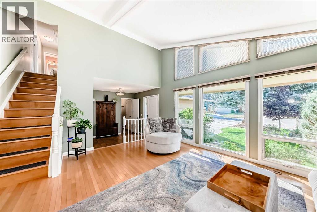 28 Woodfield Court Sw, Calgary, Alberta  T2W 3W5 - Photo 12 - A2260211