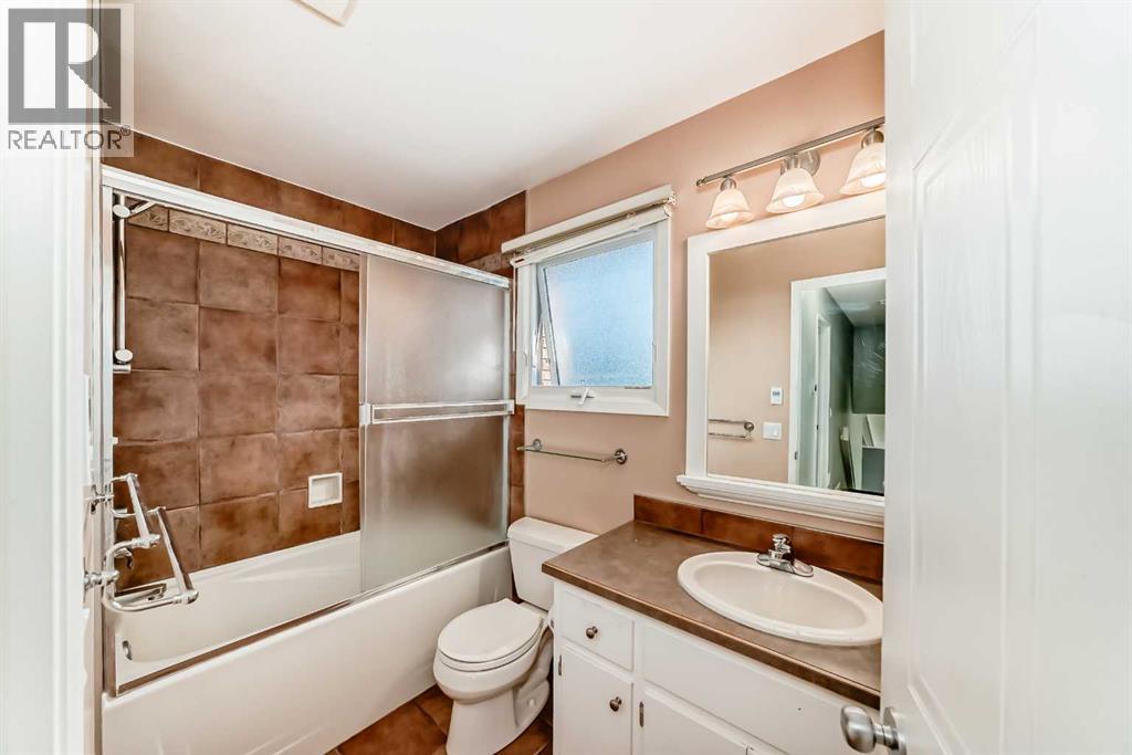 28 Woodfield Court Sw, Calgary, Alberta  T2W 3W5 - Photo 30 - A2260211