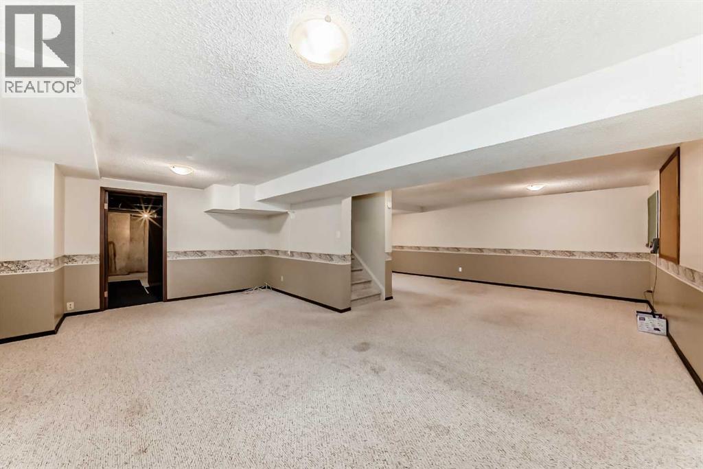 28 Woodfield Court Sw, Calgary, Alberta  T2W 3W5 - Photo 34 - A2260211