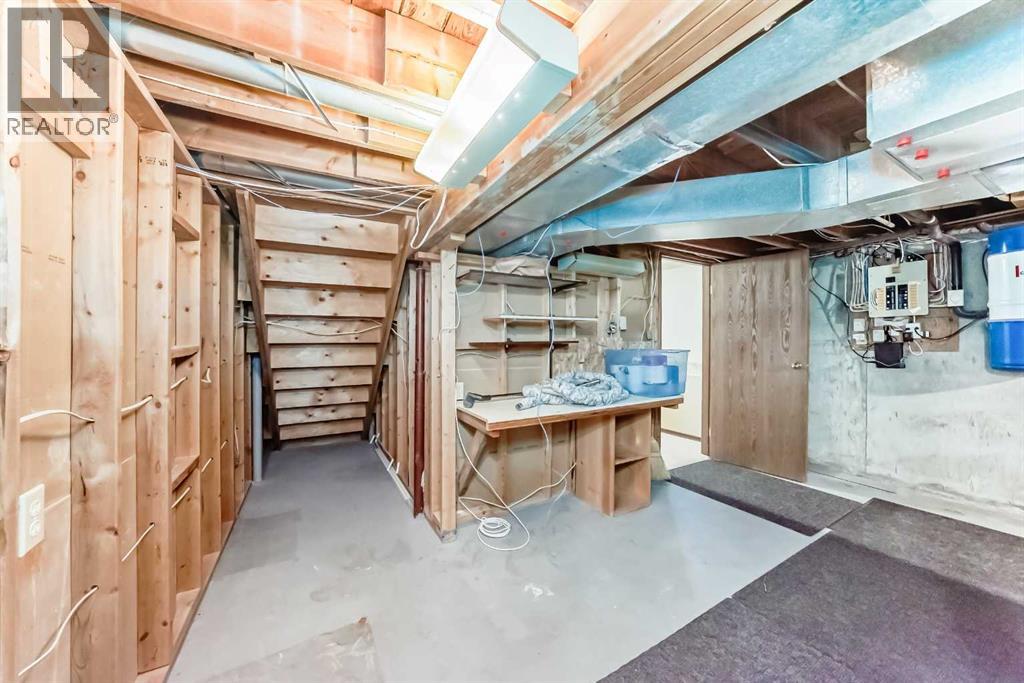 28 Woodfield Court Sw, Calgary, Alberta  T2W 3W5 - Photo 38 - A2260211