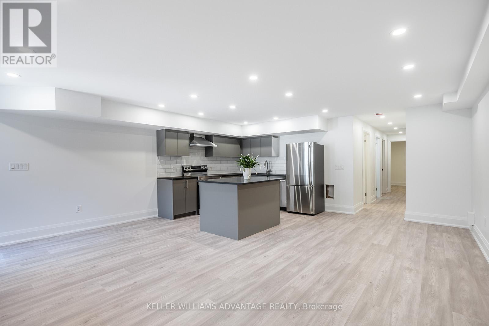 Lower - 40 Sarah Ashbridge Avenue, Toronto, Ontario  M4L 3Y9 - Photo 12 - E12455178