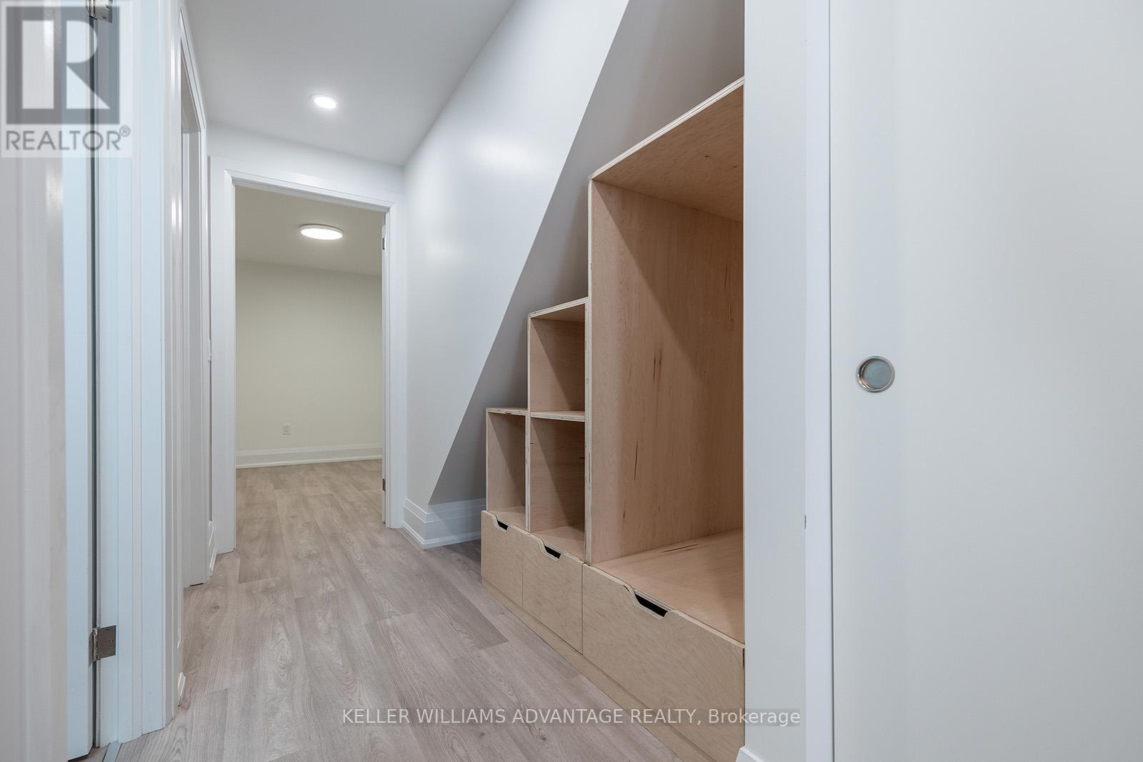 Lower - 40 Sarah Ashbridge Avenue, Toronto, Ontario  M4L 3Y9 - Photo 18 - E12455178