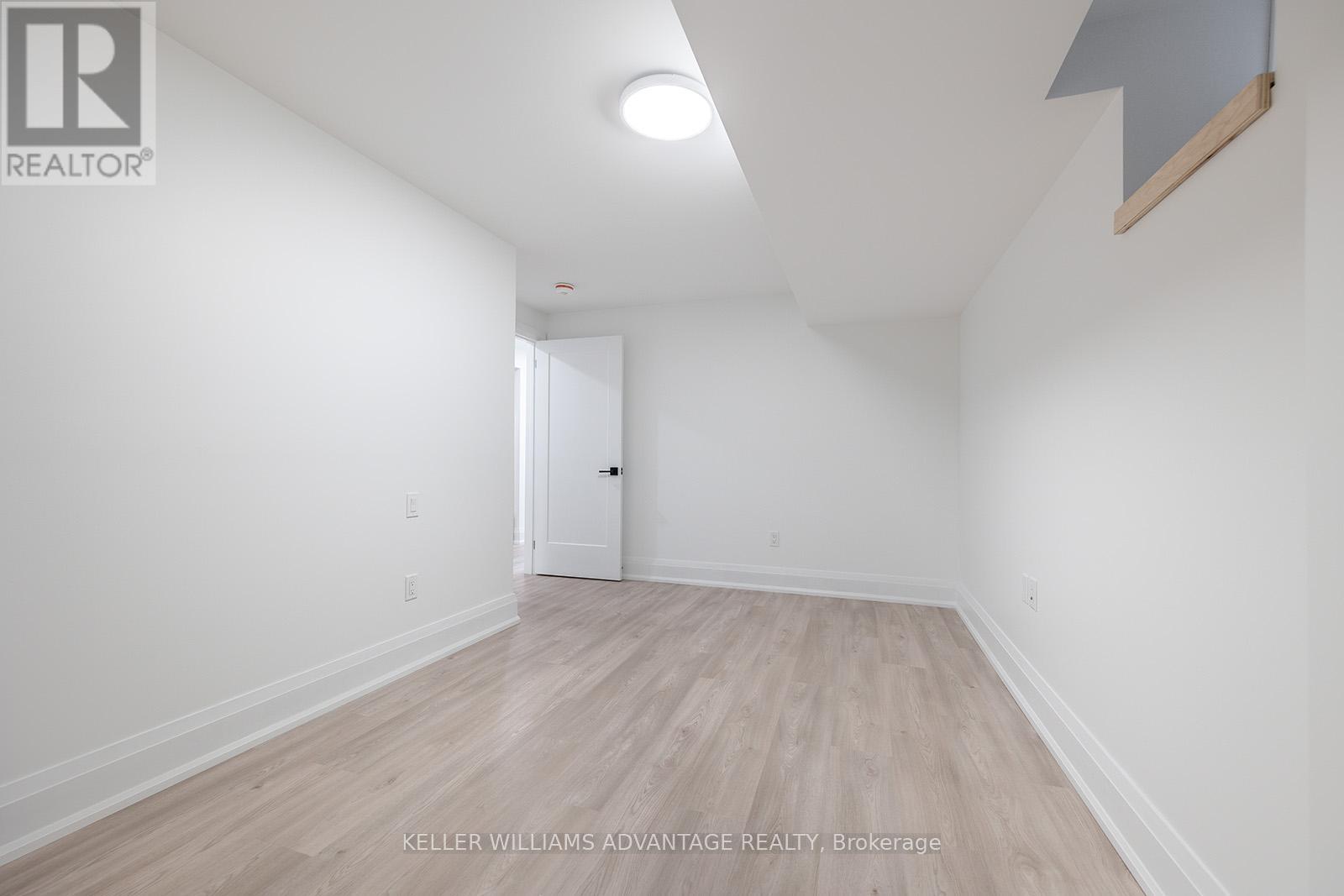 Lower - 40 Sarah Ashbridge Avenue, Toronto, Ontario  M4L 3Y9 - Photo 23 - E12455178