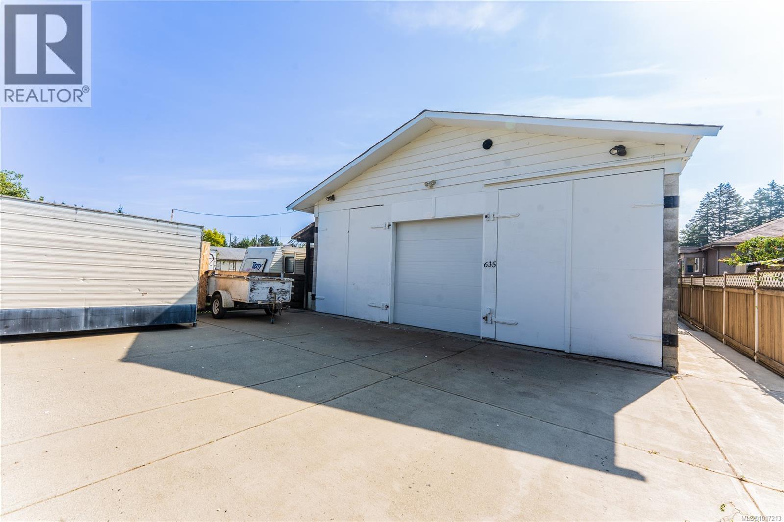 635 Park Ave, Nanaimo, British Columbia  V9R 4H5 - Photo 2 - 1017213