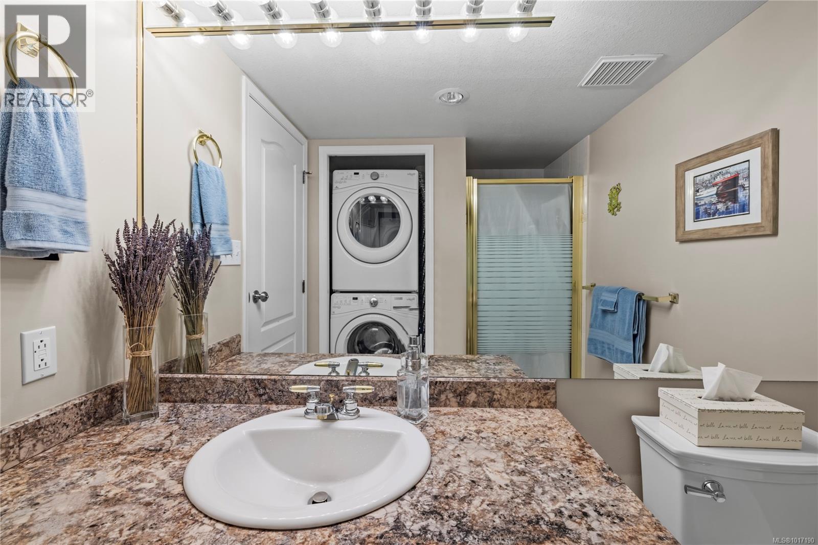 206 158 Promenade Dr, Nanaimo, British Columbia  V9R 6M7 - Photo 28 - 1017190