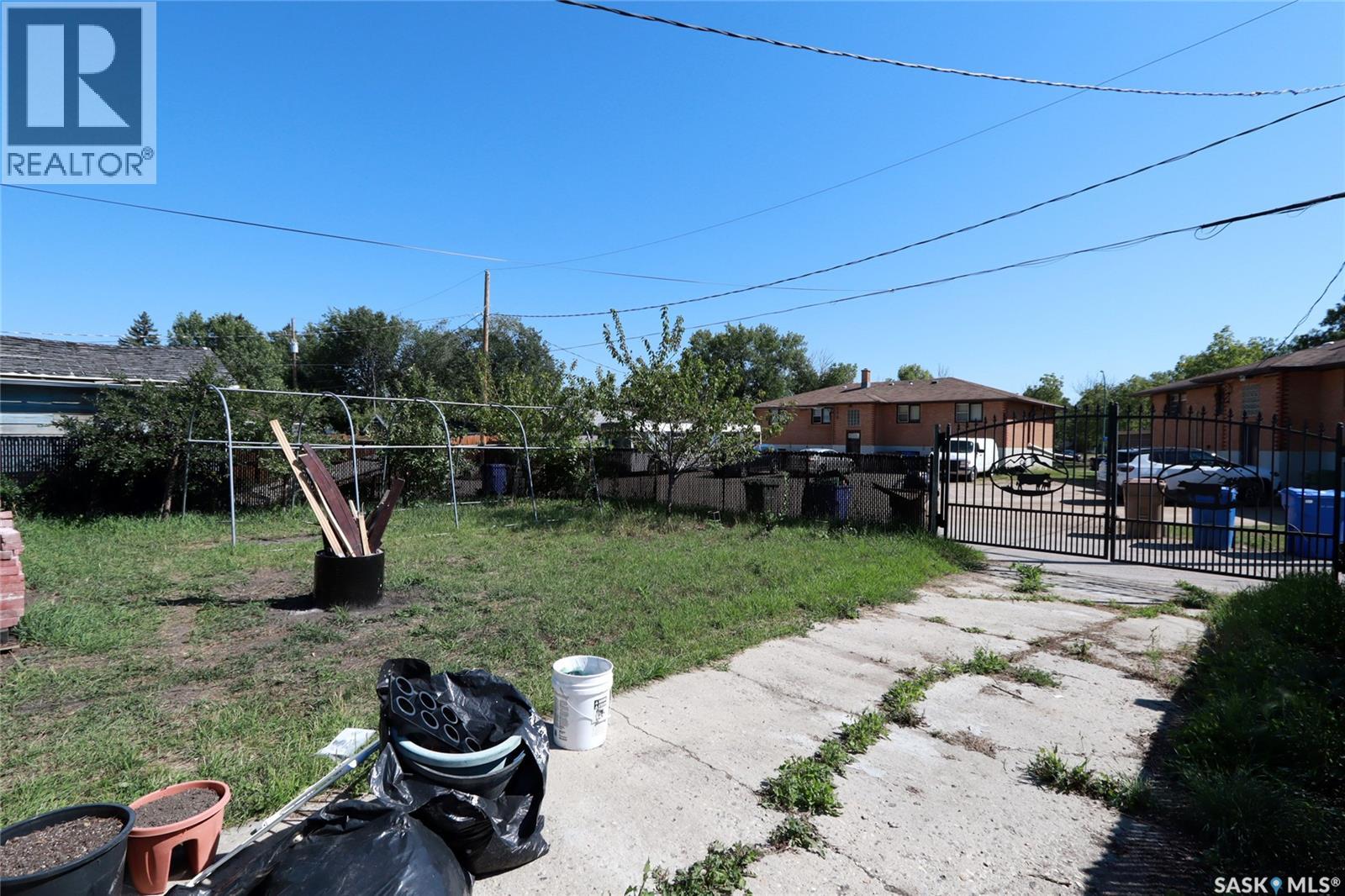 2475 Francis Street, Regina, Saskatchewan  S4N 2R1 - Photo 24 - SK020554