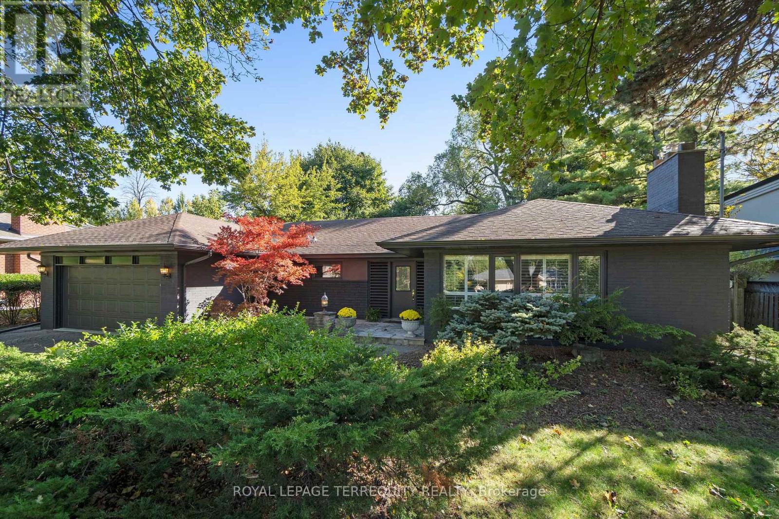 416 THE KINGSWAY, Toronto, Ontario