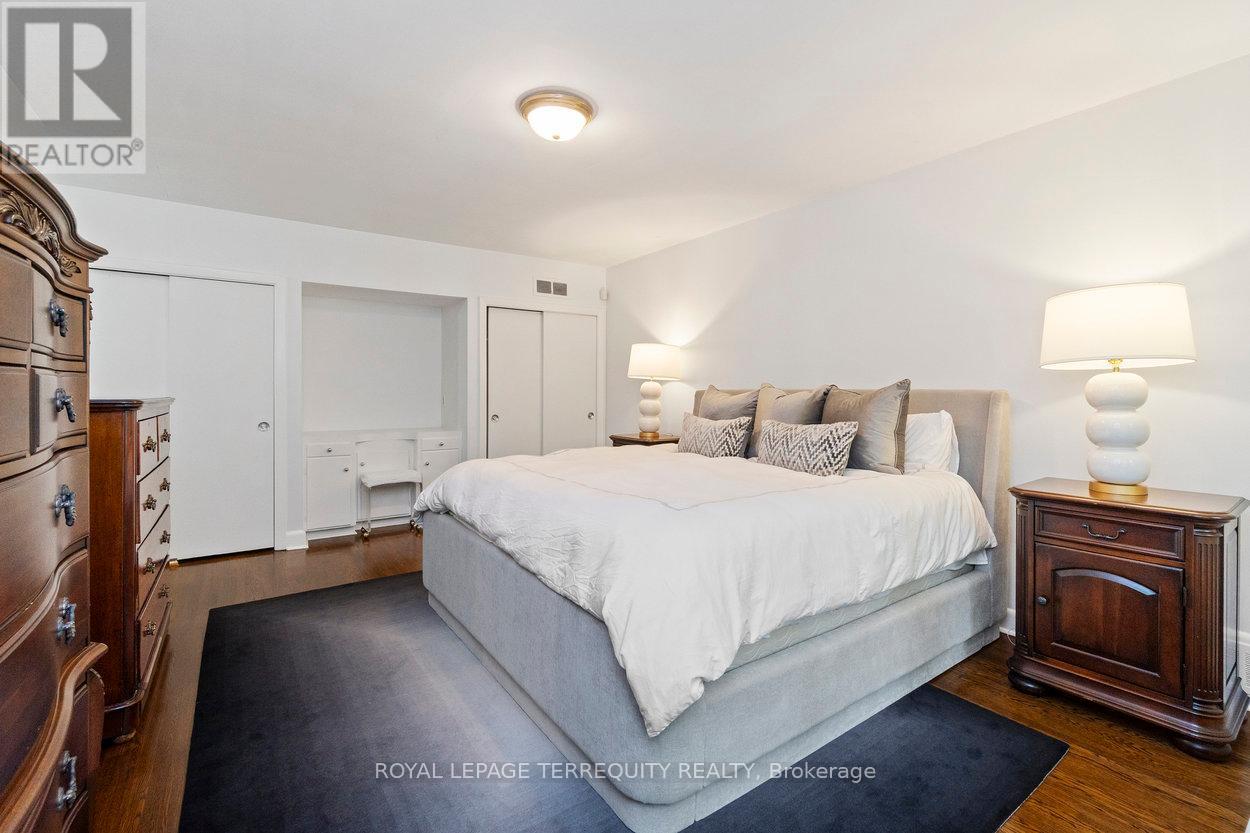 416 The Kingsway, Toronto, Ontario  M9A 3V9 - Photo 22 - W12358663