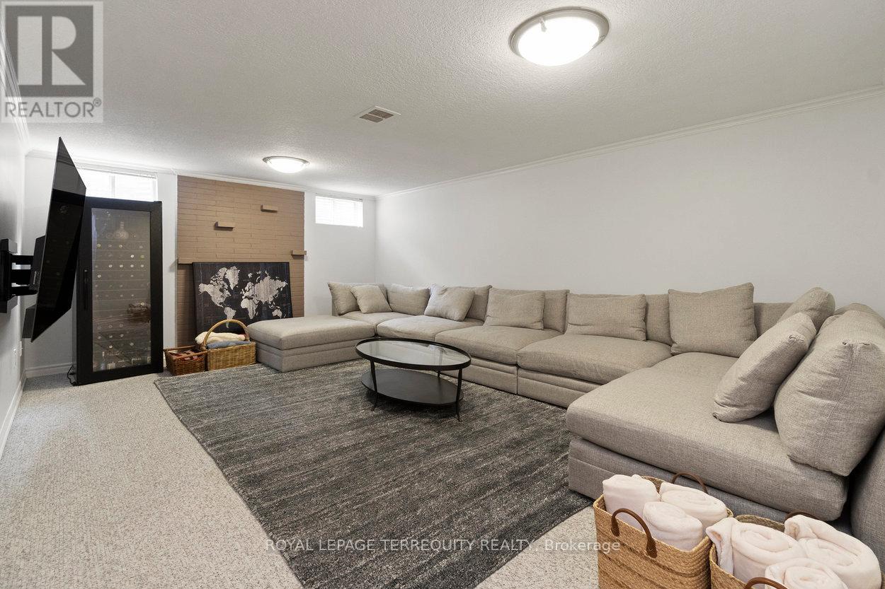 416 The Kingsway, Toronto, Ontario  M9A 3V9 - Photo 31 - W12358663
