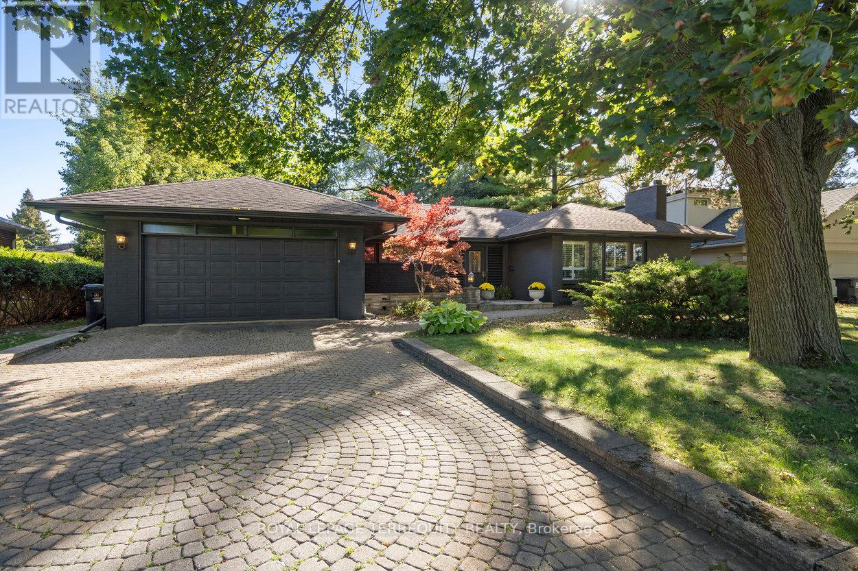 416 The Kingsway, Toronto, Ontario  M9A 3V9 - Photo 5 - W12358663
