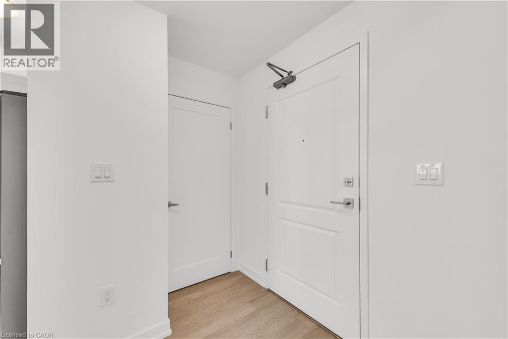 10 Mallard Trail Unit# 335, Waterdown, Ontario  L8B 2A7 - Photo 21 - 40778059