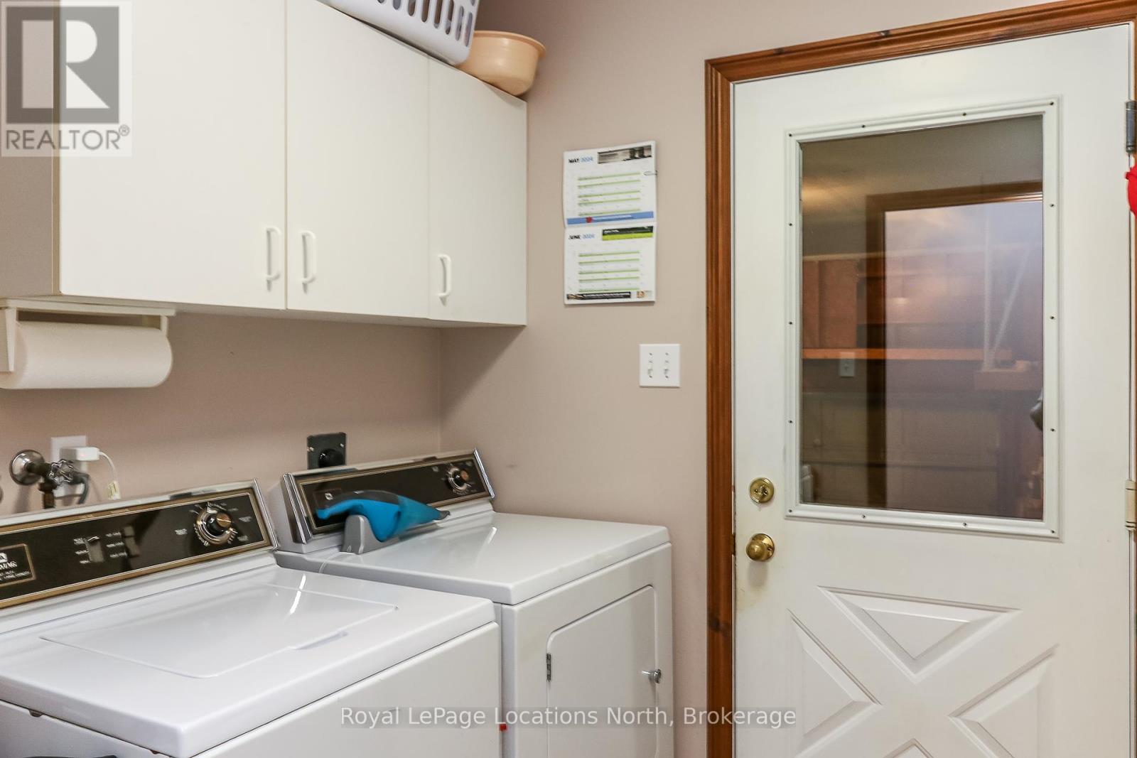 3 Kelley Crescent, Wasaga Beach, Ontario  L9Z 1J4 - Photo 24 - S12455218