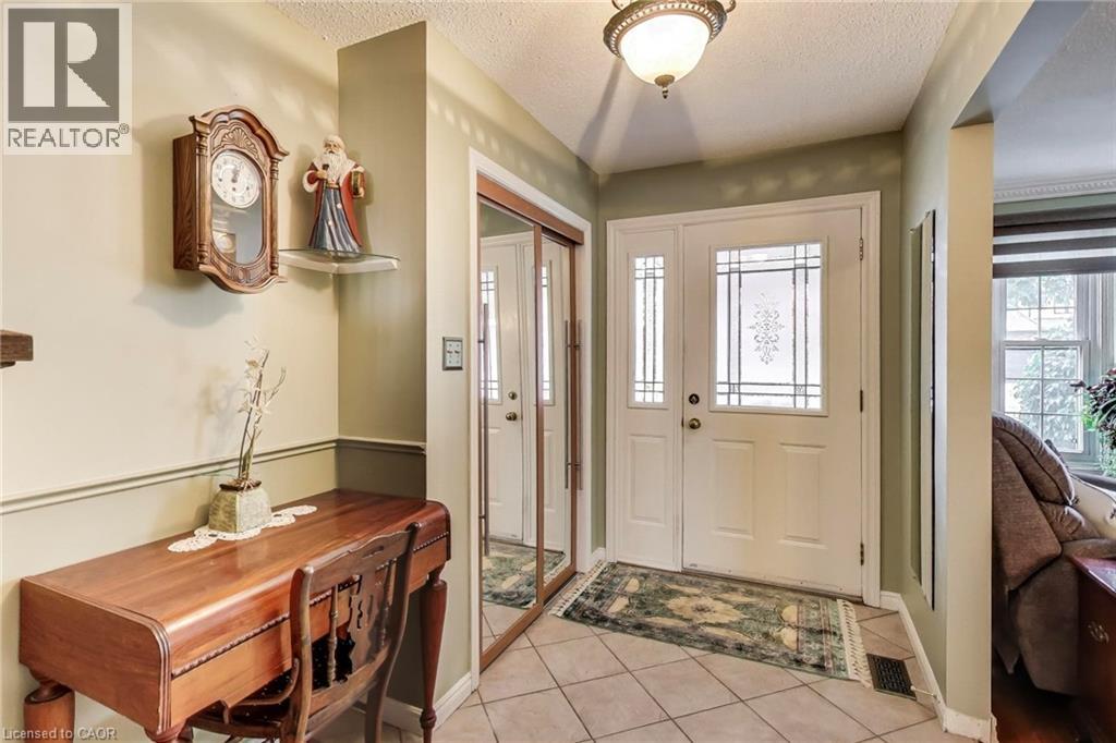 12 Kingsview Drive, Stoney Creek, Ontario  L8J 2K5 - Photo 3 - 40777122